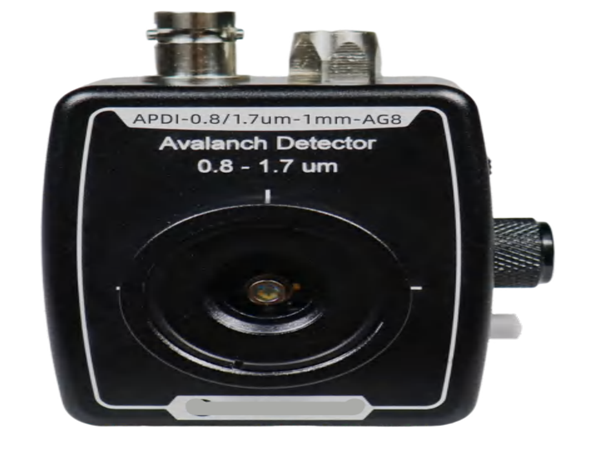 800～1700nm放大型雪崩式銦鎵砷光電探測器（APD）--可調(diào)增益